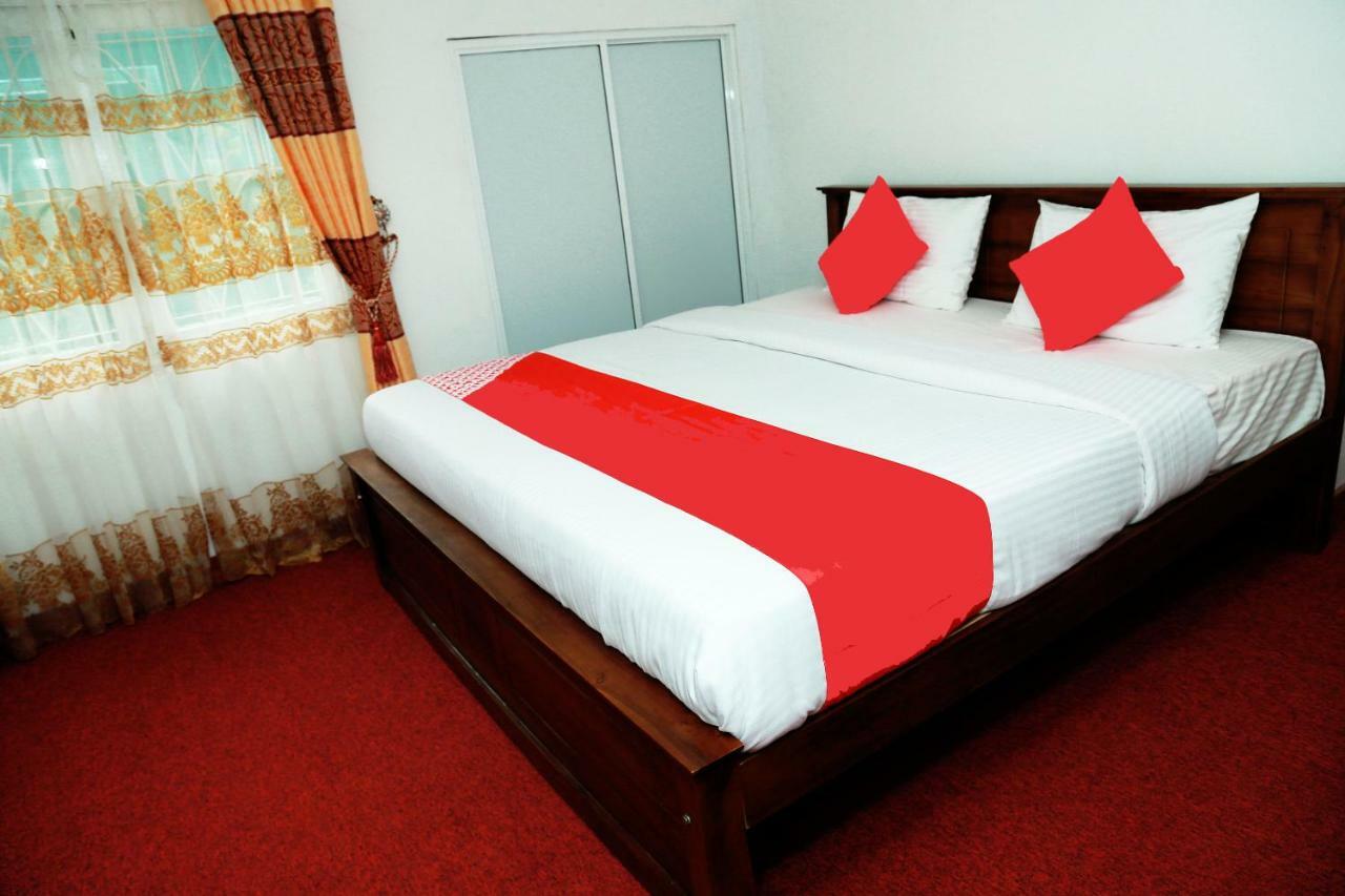 Oyo 238 Selva'S Guest House Нувара Елия Екстериор снимка