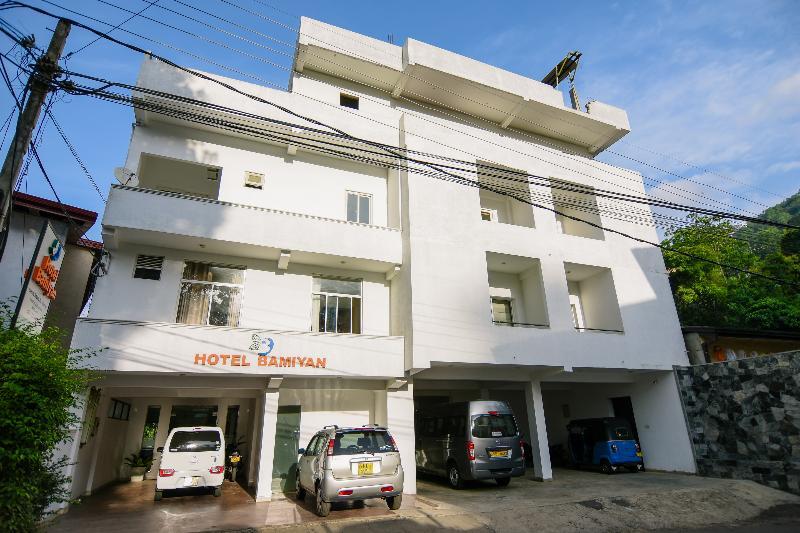 Oyo 238 Selva'S Guest House Нувара Елия Екстериор снимка