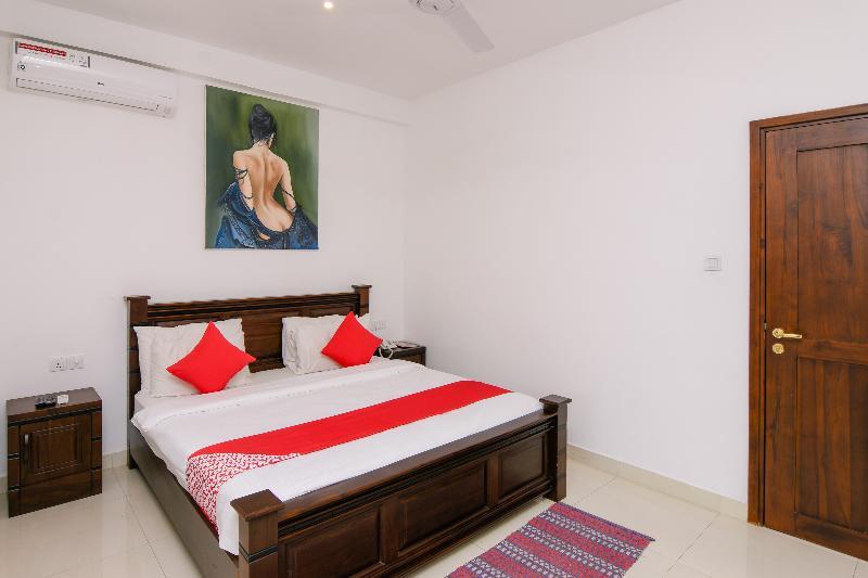 Oyo 238 Selva'S Guest House Нувара Елия Екстериор снимка