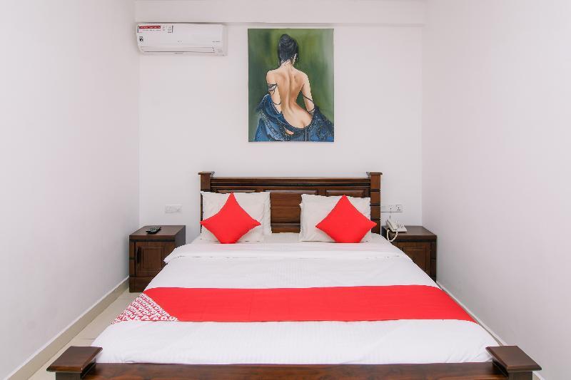 Oyo 238 Selva'S Guest House Нувара Елия Екстериор снимка