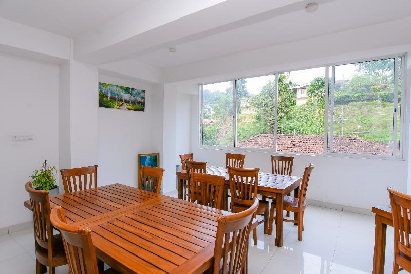 Oyo 238 Selva'S Guest House Нувара Елия Екстериор снимка