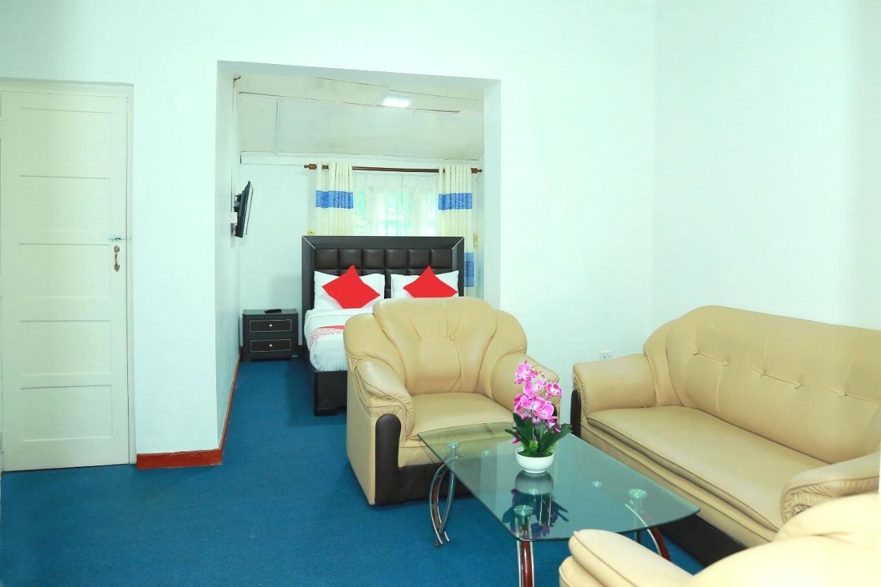 Oyo 238 Selva'S Guest House Нувара Елия Екстериор снимка