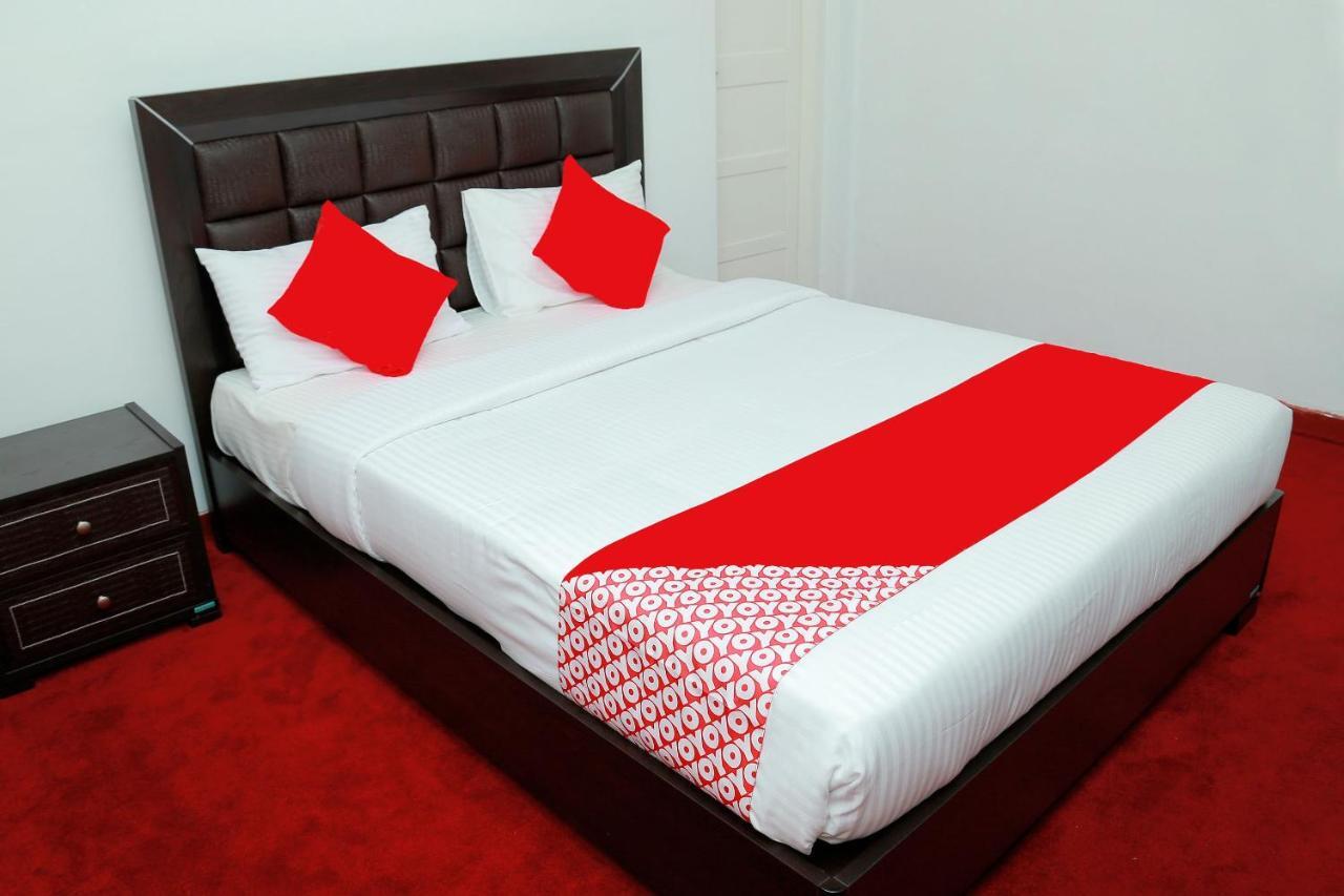 Oyo 238 Selva'S Guest House Нувара Елия Екстериор снимка