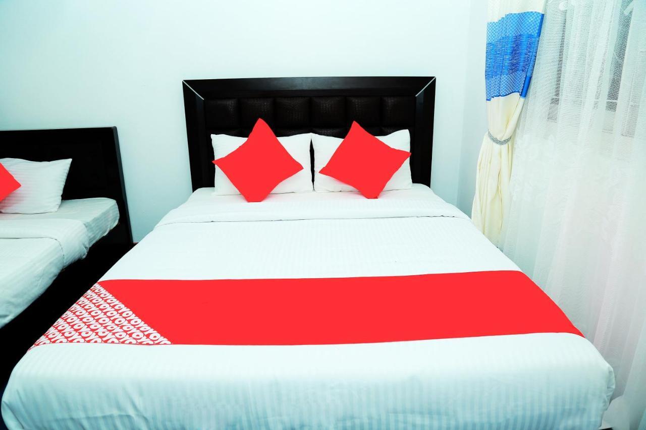 Oyo 238 Selva'S Guest House Нувара Елия Екстериор снимка