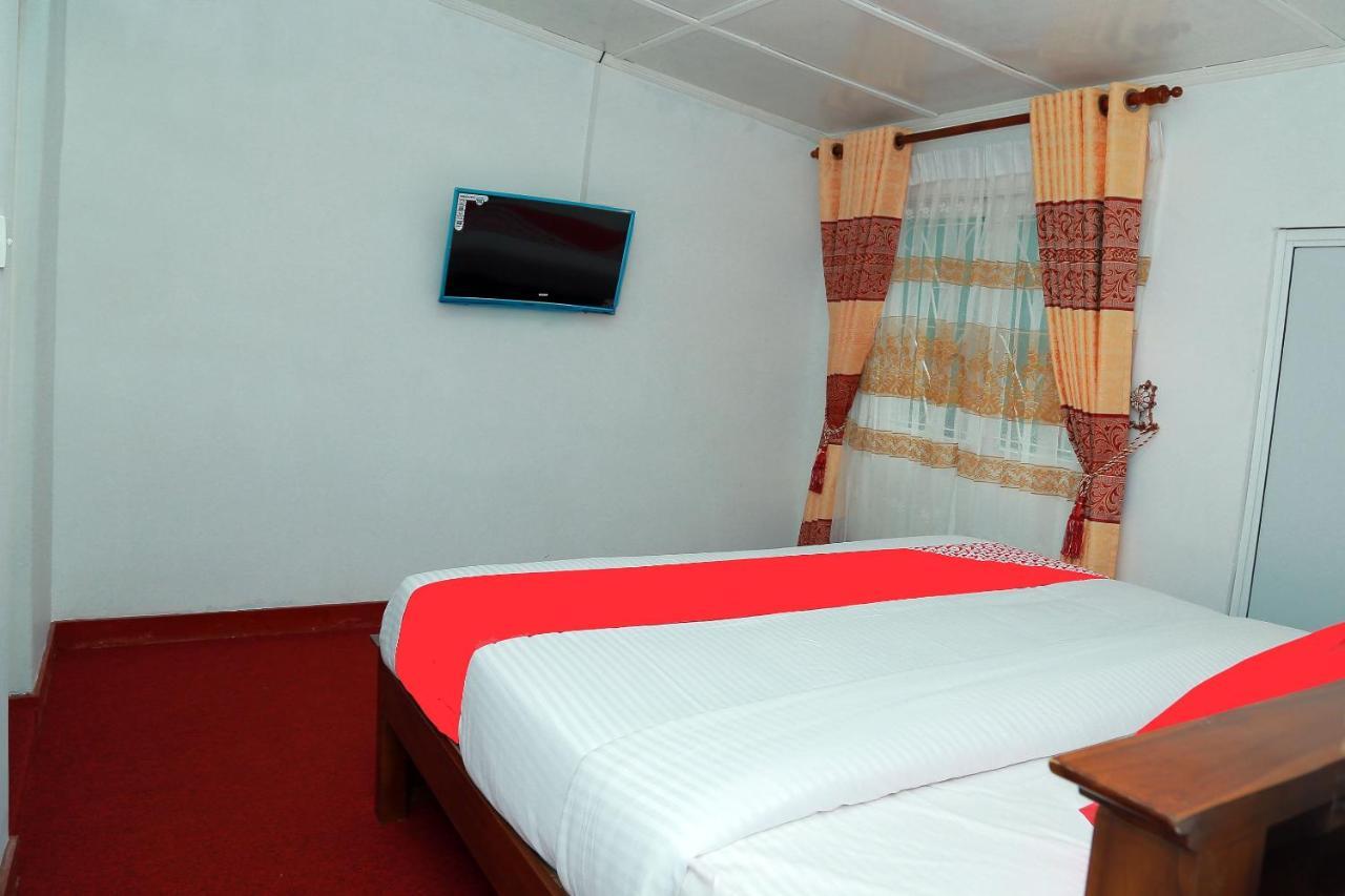 Oyo 238 Selva'S Guest House Нувара Елия Екстериор снимка